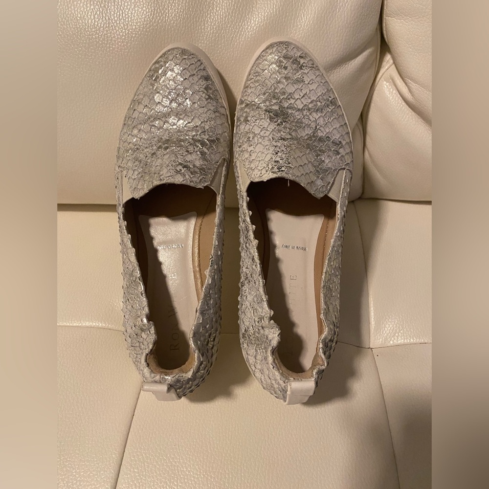 Ron White made in Italy Silver snake Textured Women's Slip-On Shoes - Picture 2 of 8